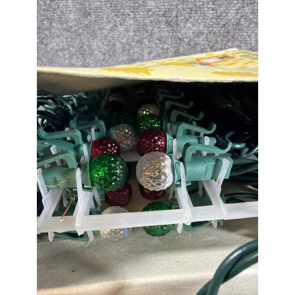 Vtg Celebrations 70 Crystal Mini Globe Christmas Lights Red Clear Green
